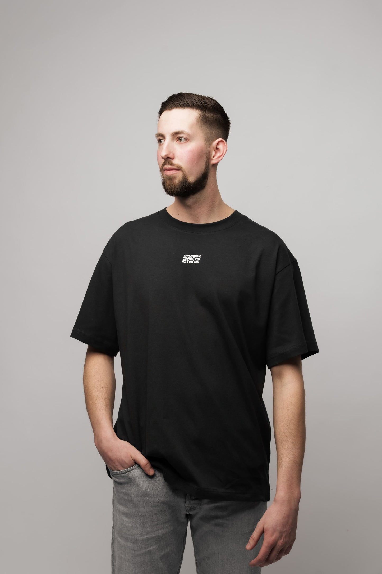 MND TEE BLACK