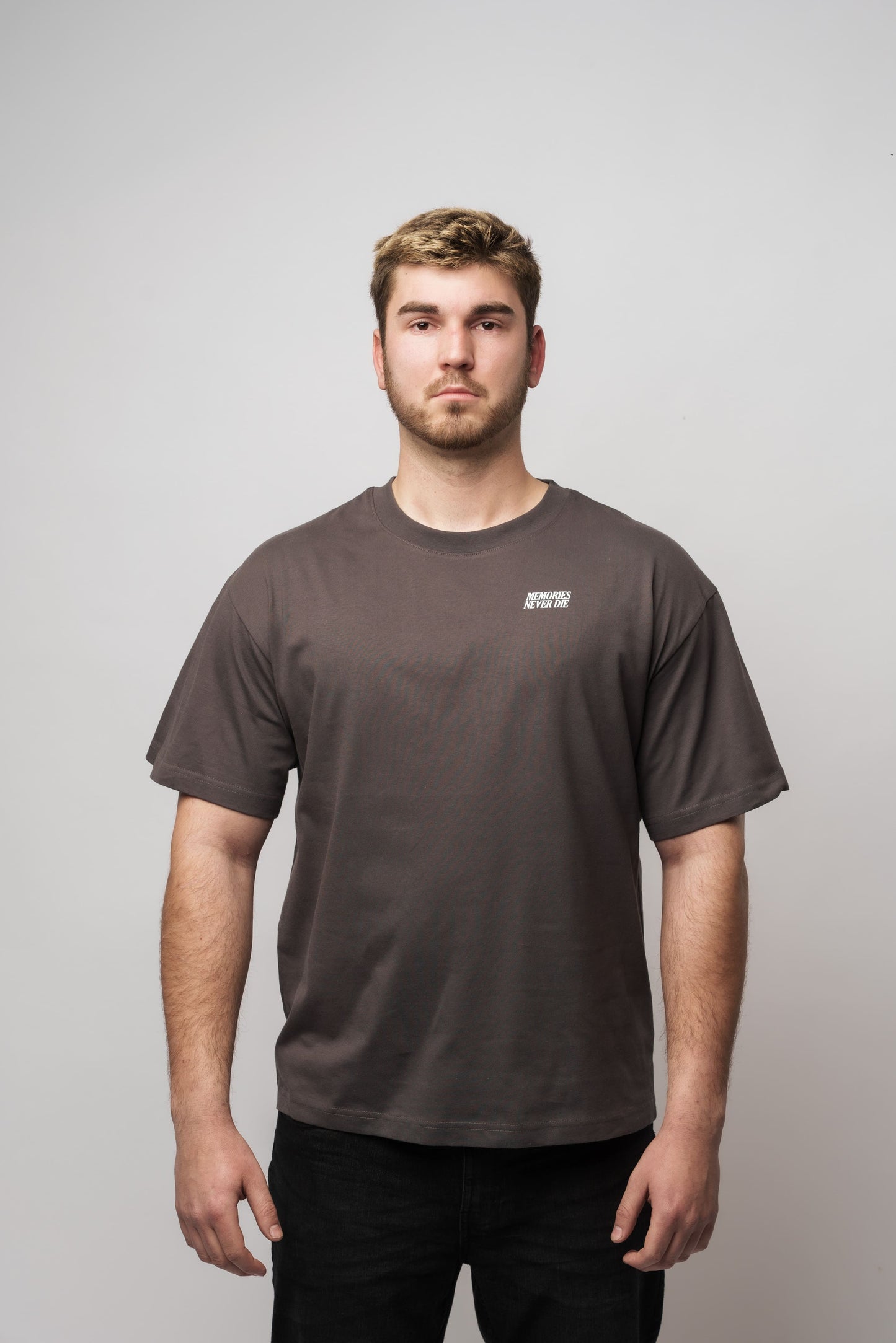 MND TEE GRAY